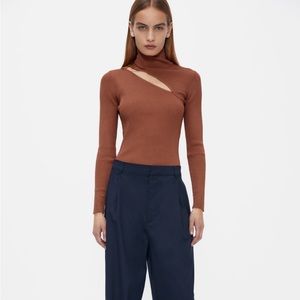 ZARA CUT OUT KNIT TOP NWT M